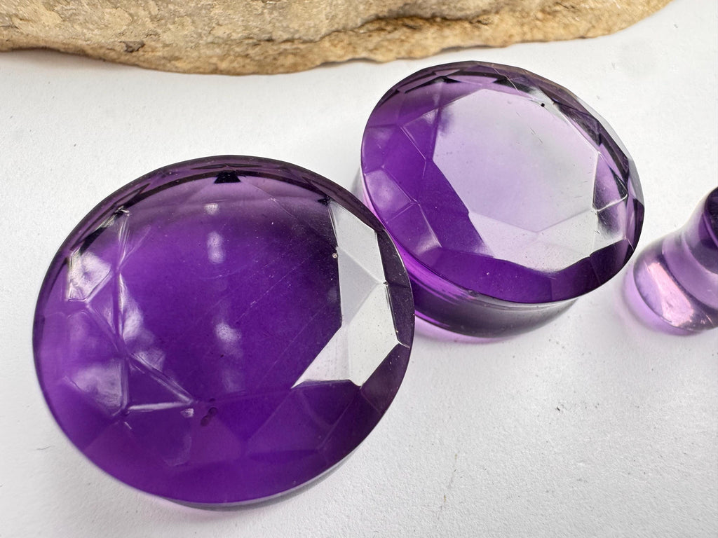 Purple Faceted Glass Plugs – Double Flared Gauges