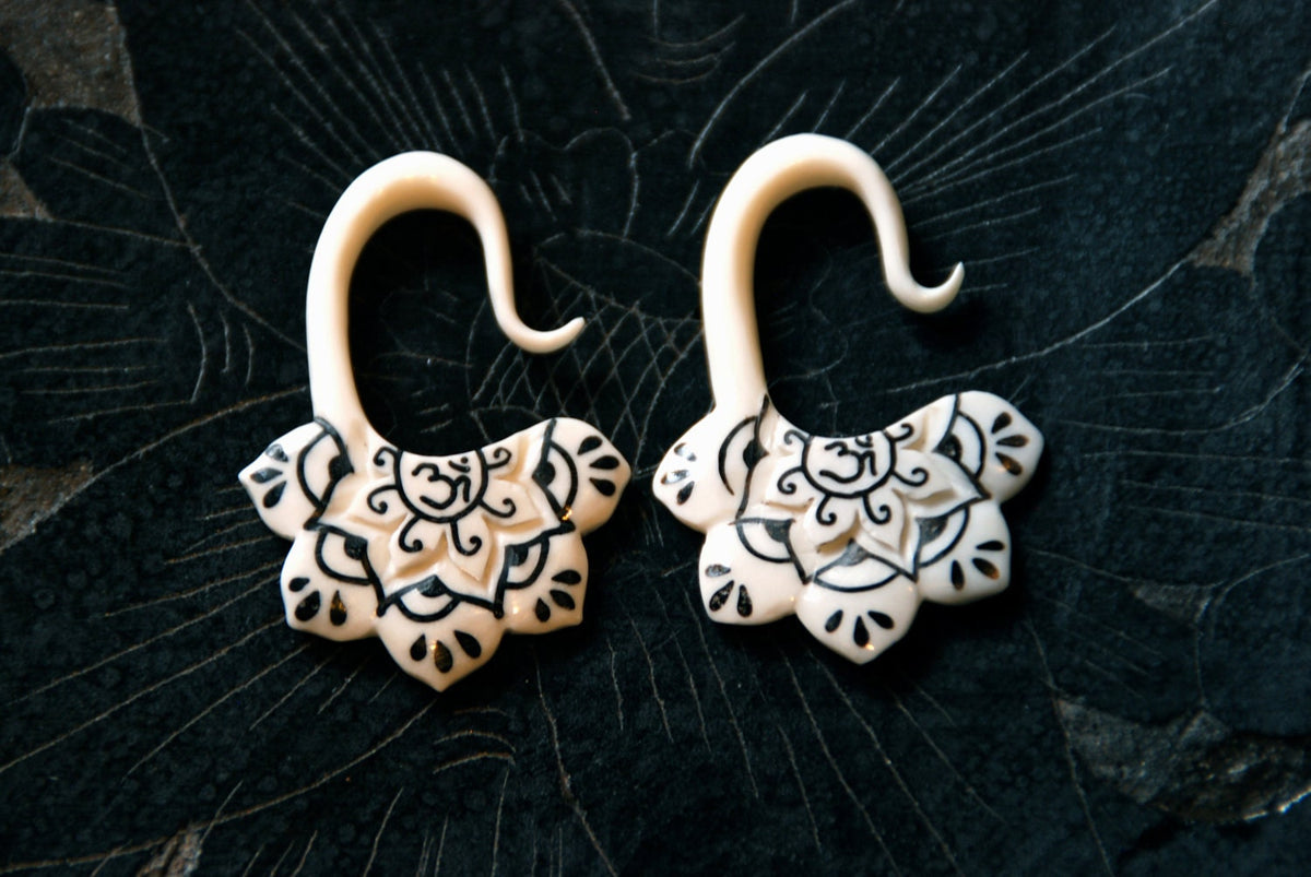 Om Lotus Flower Bone Earrings – Horn Inlay Gauges