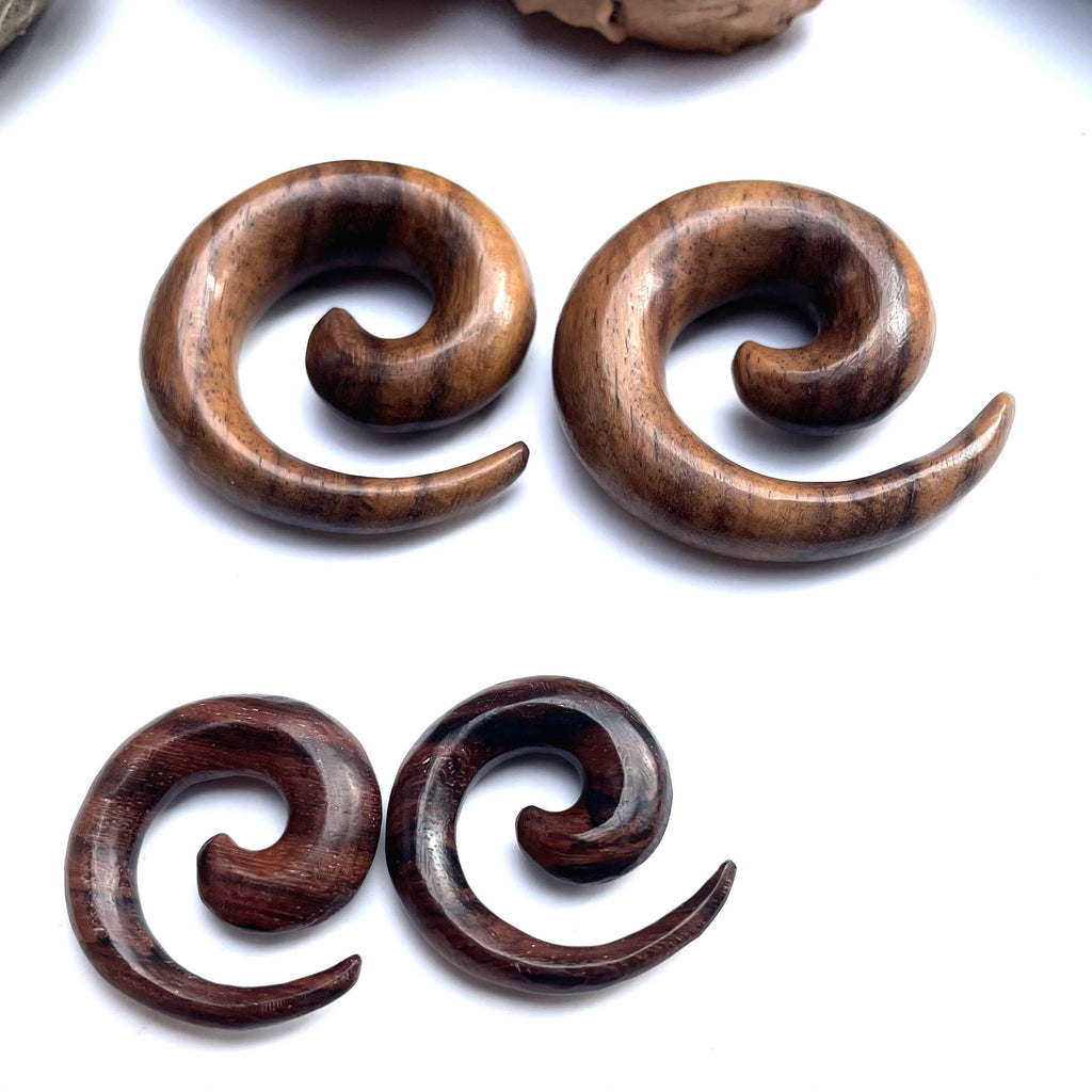 Sono Wood Spiral Earrings – Organic Wood Ear Gauges