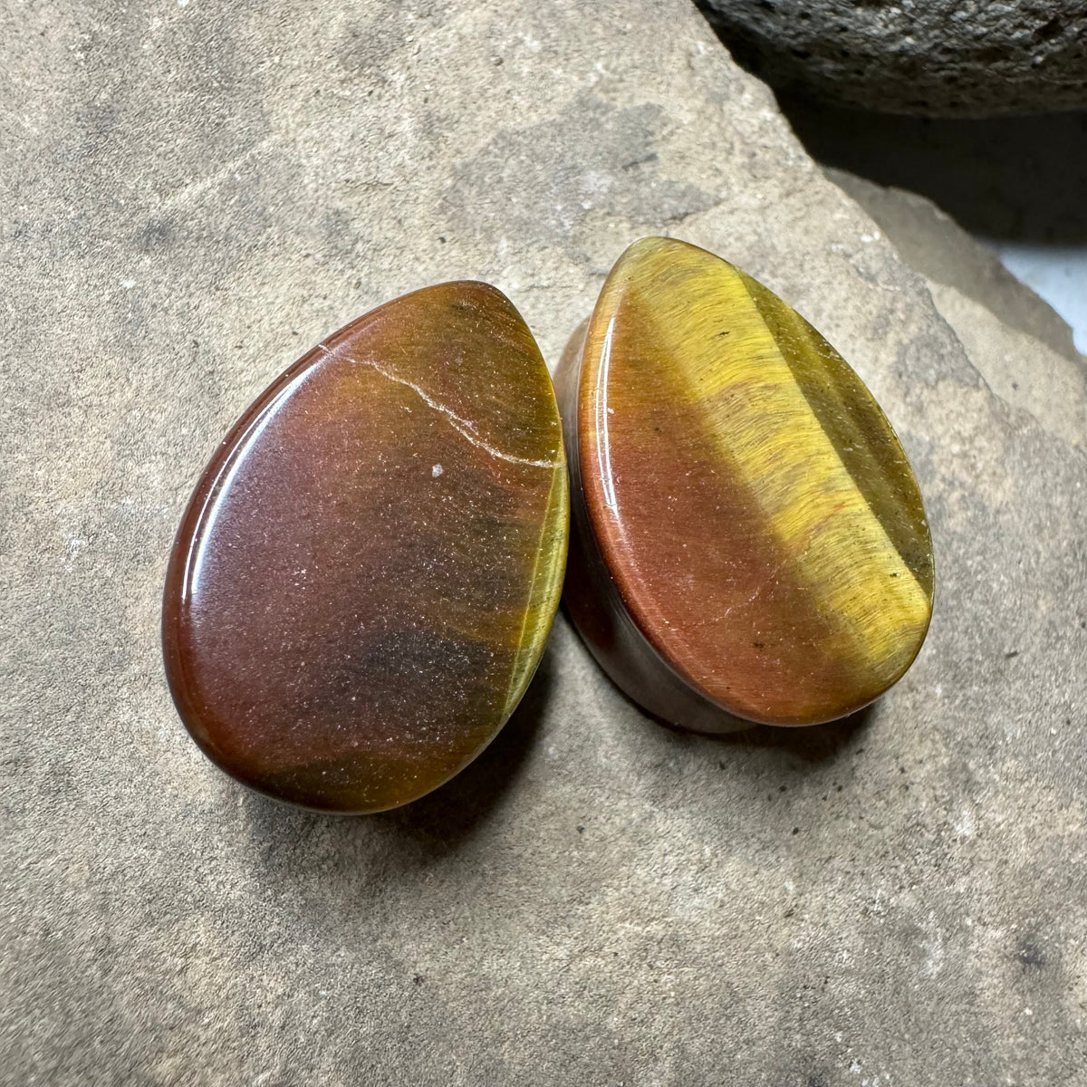 OOAK Tiger’s Eye Teardrop Plugs – 7/8" (22mm)