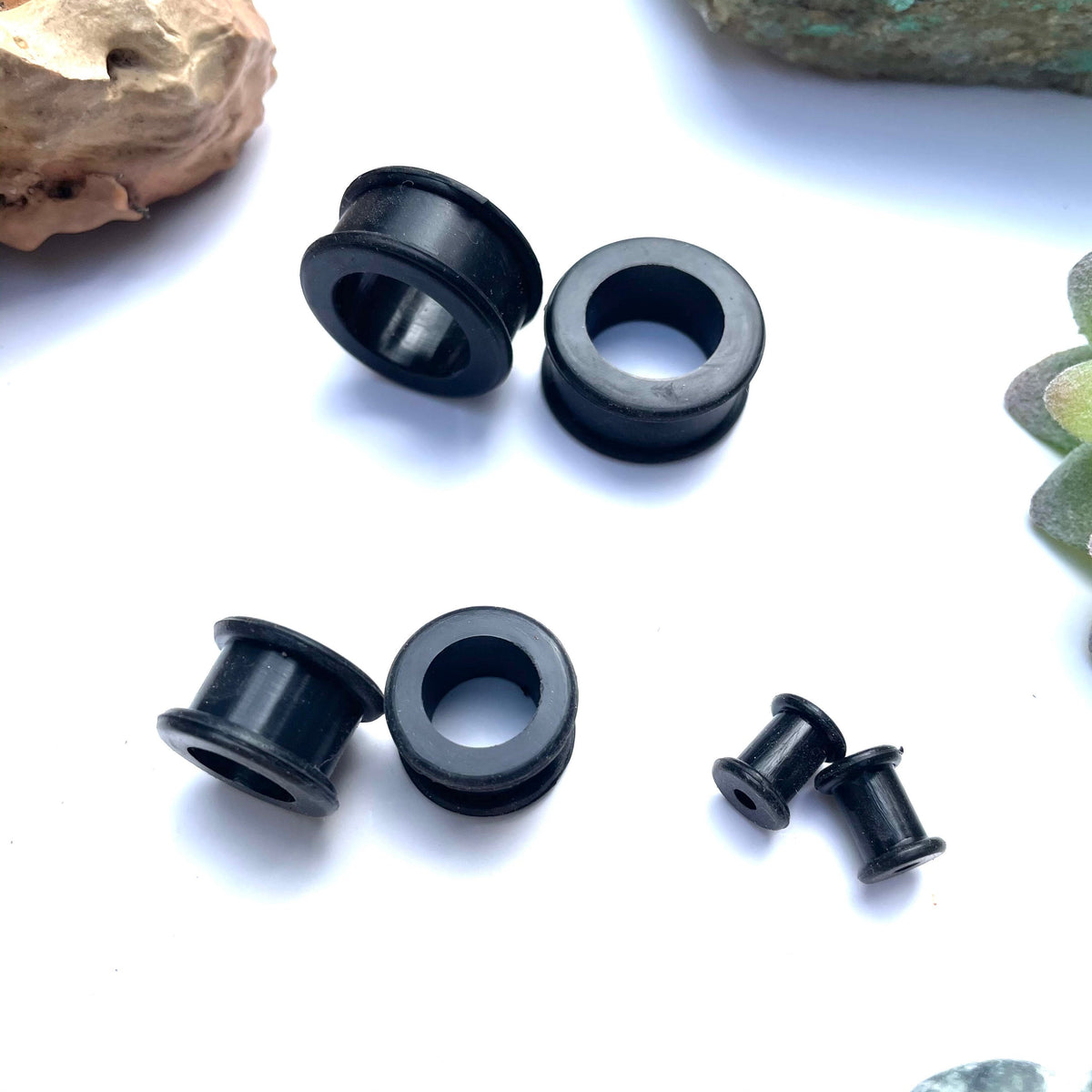 Black Silicone Tunnels – Flexible Ear Gauges