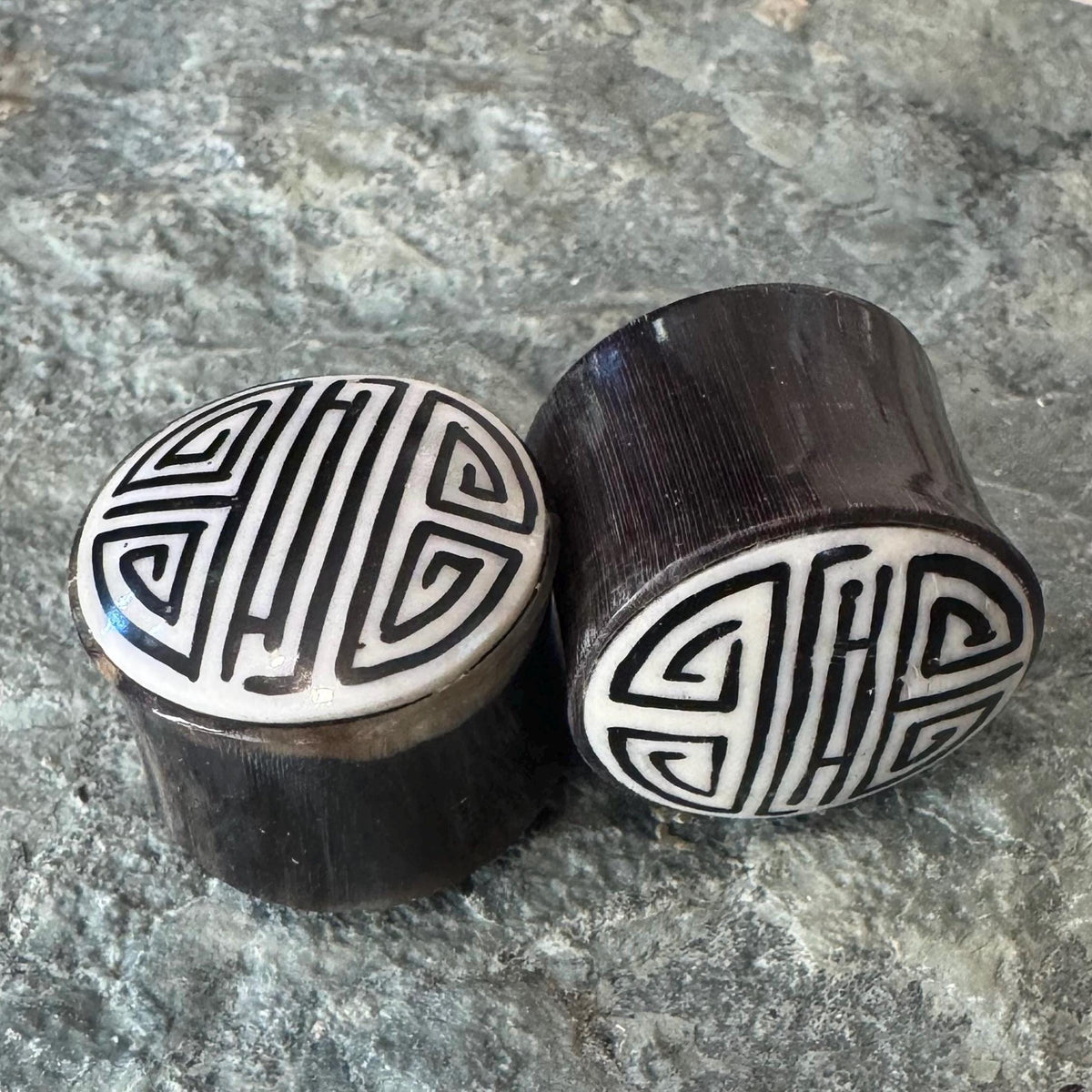 Chinese Shou Horn Plugs – Bone Inlay Ear Gauges
