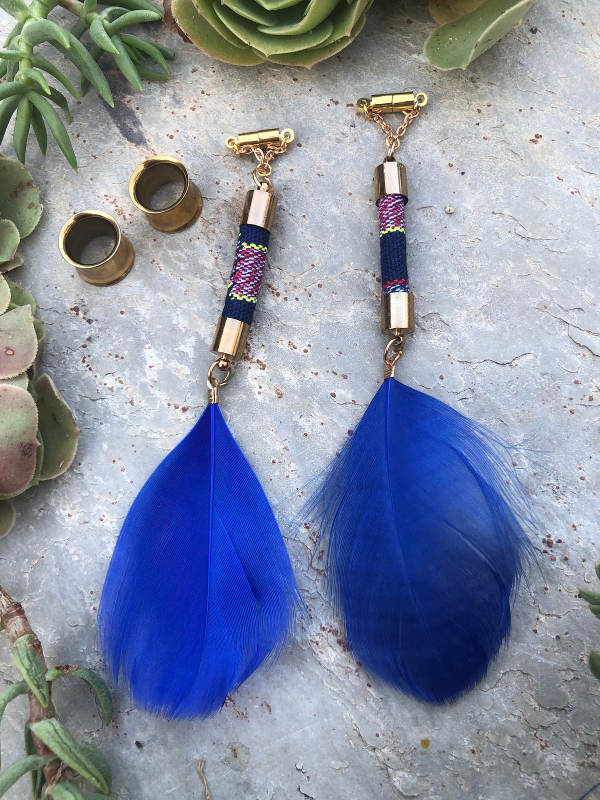 Feather & Woven Fabric Magnetic Clasp Gauged Earrings