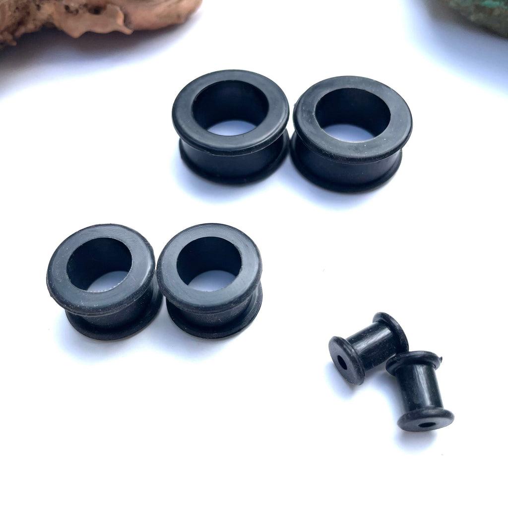 Black Silicone Tunnels – Flexible Ear Gauges