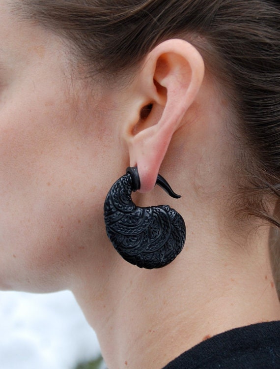 Carved Horn Paisley Flower Earrings – Gauged Hangers