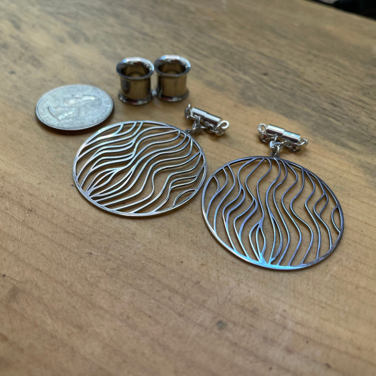 Laser-Etched Magnetic Clasp Gauged Earrings