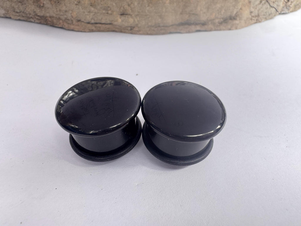 Black Onyx Single Flared Stone Plugs – Ear Gauges