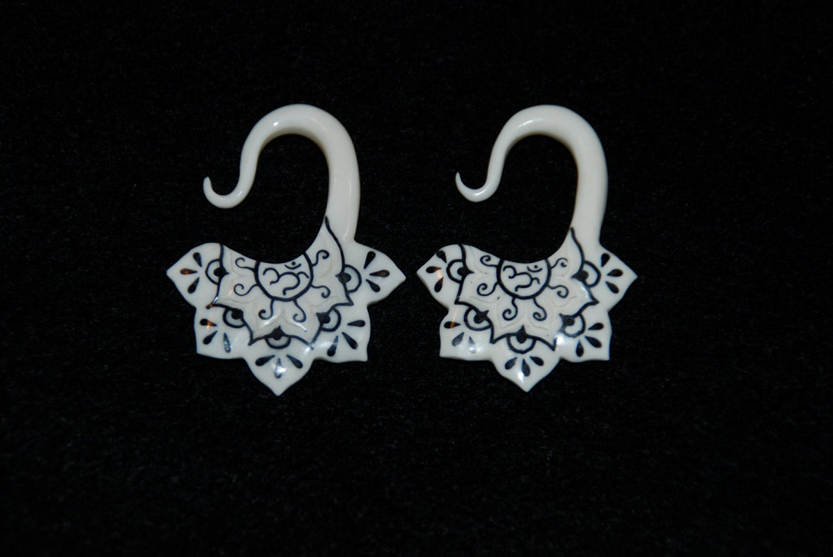 Om Lotus Flower Bone Earrings – Horn Inlay Gauges
