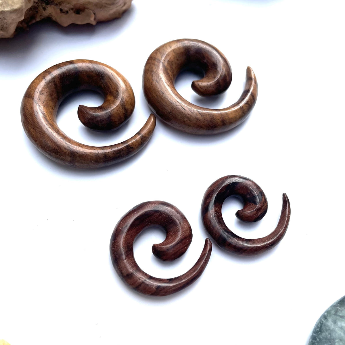 Sono Wood Spiral Earrings – Organic Wood Ear Gauges