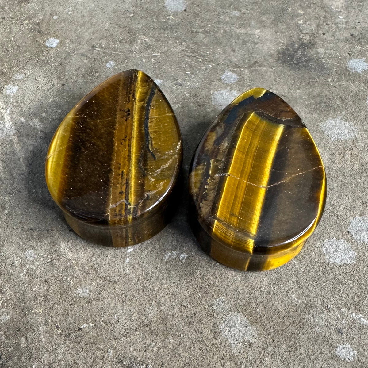 OOAK Tiger’s Eye Teardrop Plugs – 1" (25mm)
