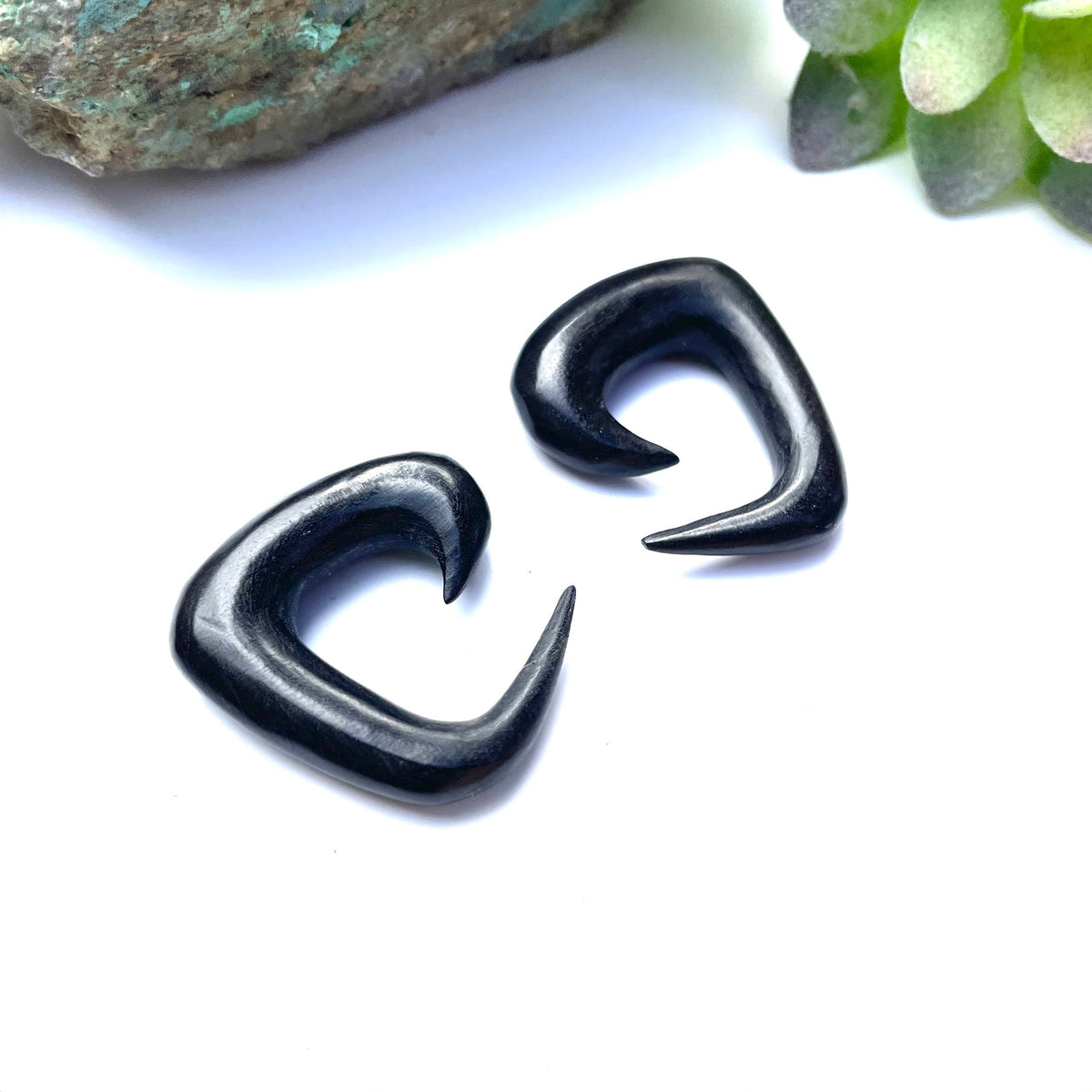 Ebony Wood Tri-Spiral Earrings – Organic Ear Gauges