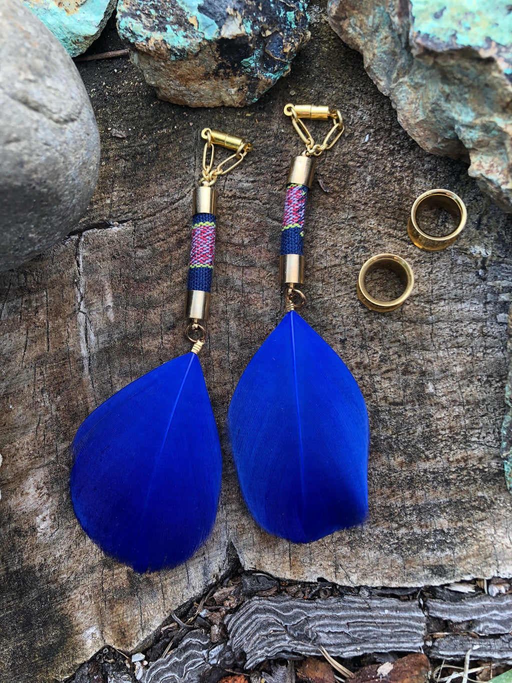 Feather & Woven Fabric Magnetic Clasp Gauged Earrings