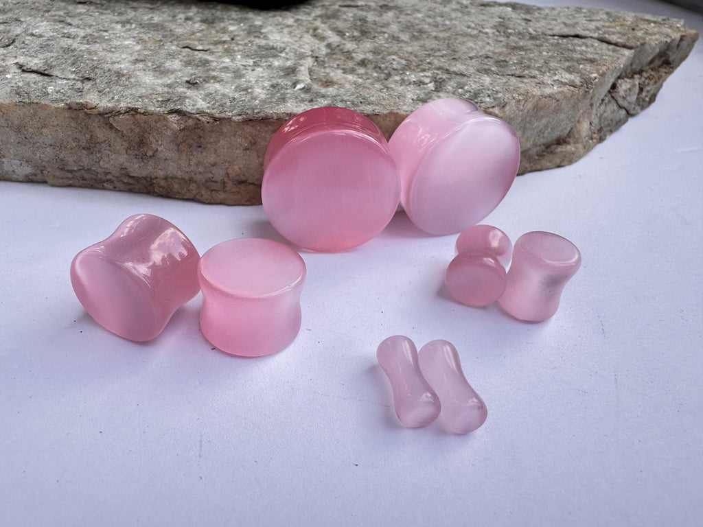 Light Pink Cat's Eye Plugs – Double Flared Glass Gauges
