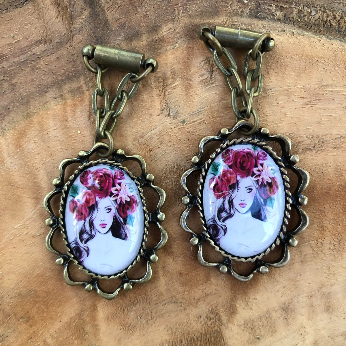 Bronze Picture Magnetic Clasp Gauged Earrings