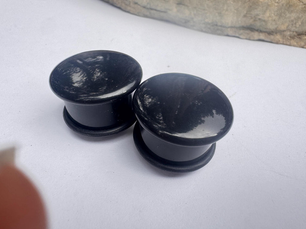Black Onyx Single Flared Stone Plugs – Ear Gauges