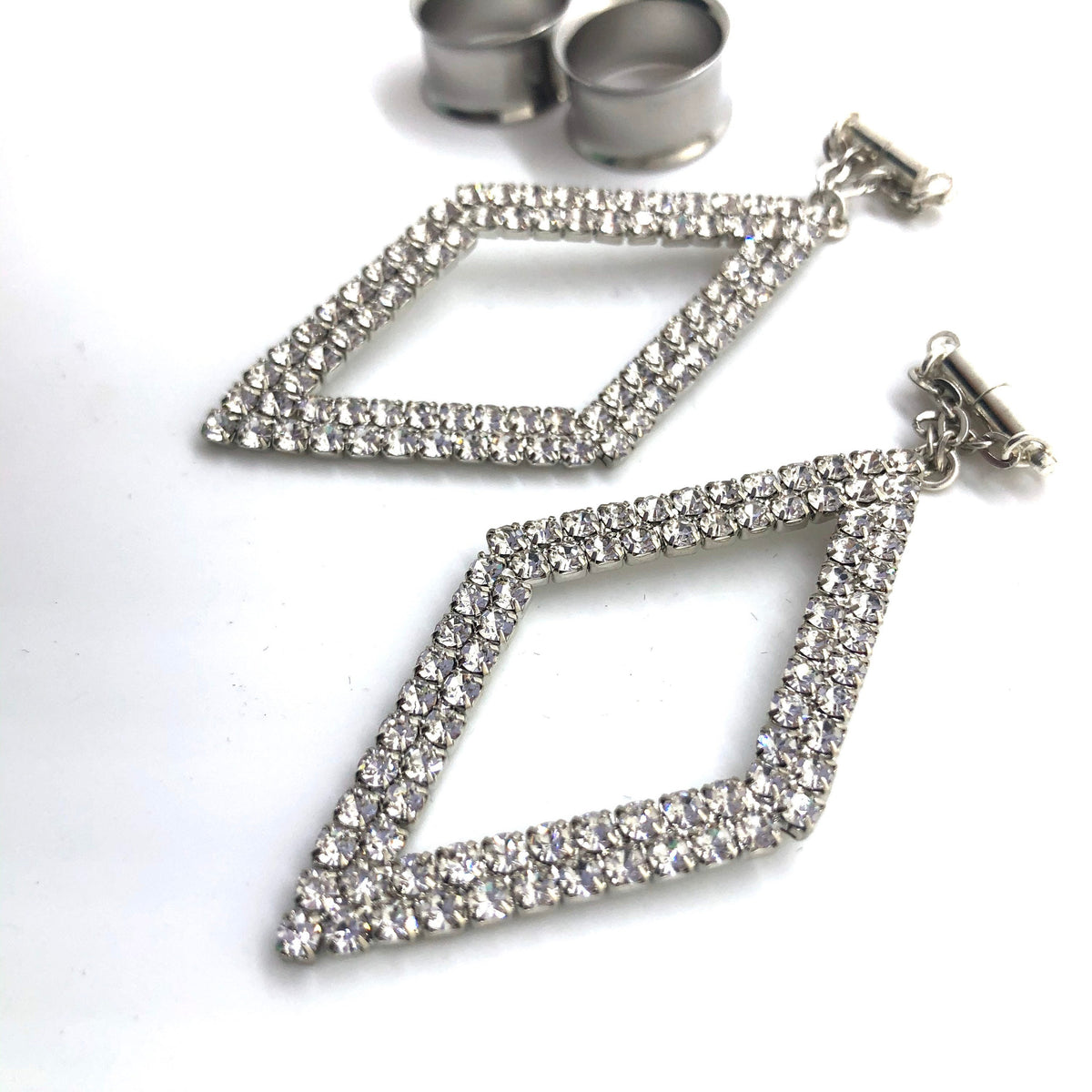 Sparkling Rhinestone Magnetic Clasp Gauged Earrings