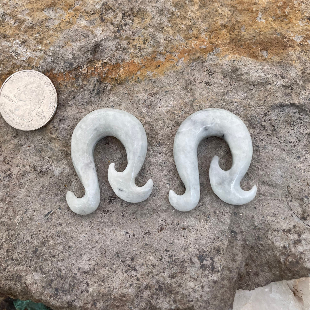 OOAK Jadeite Wave Hook Earrings – 00g (9.5mm)