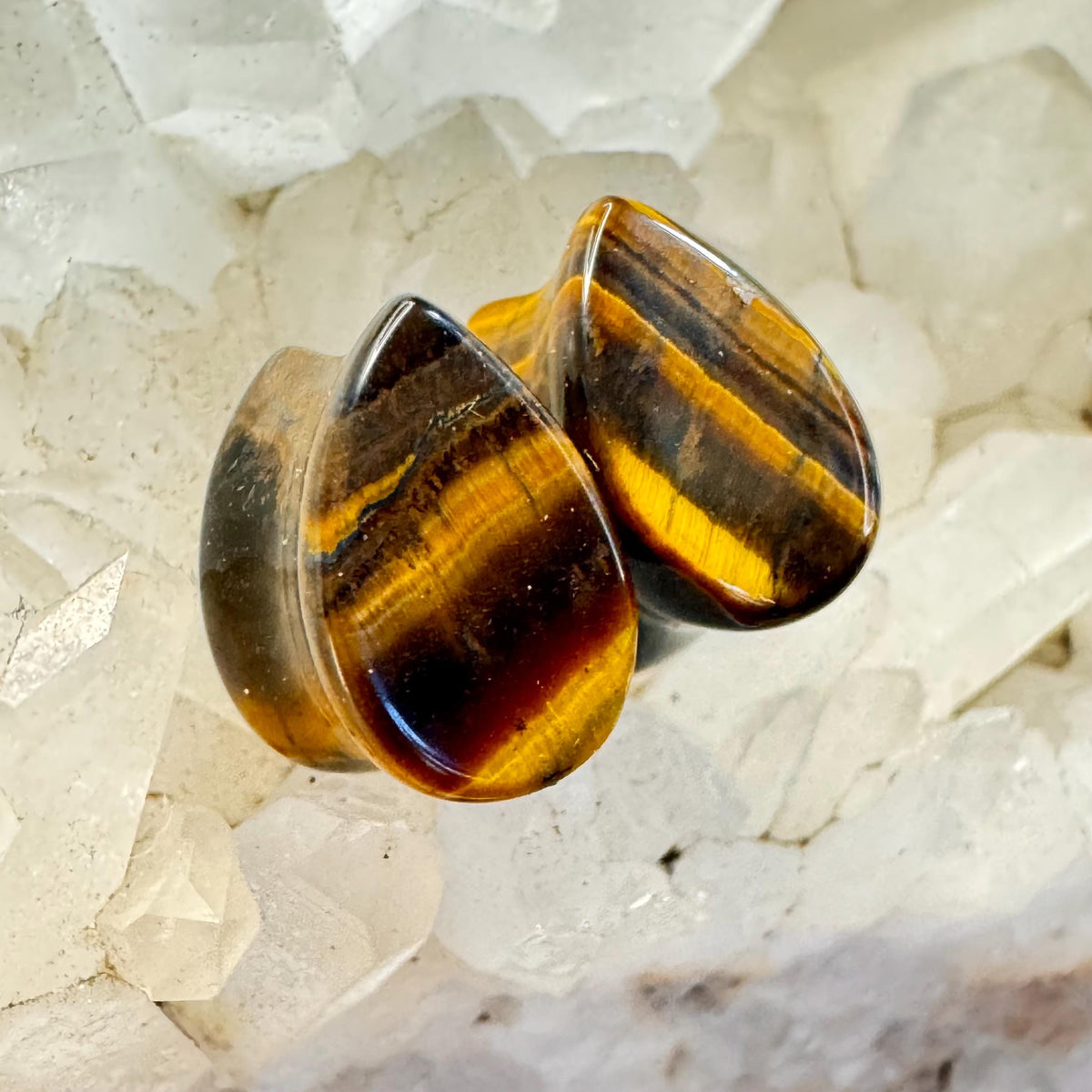 OOAK Tiger’s Eye Teardrop Plugs – 0g (8mm)