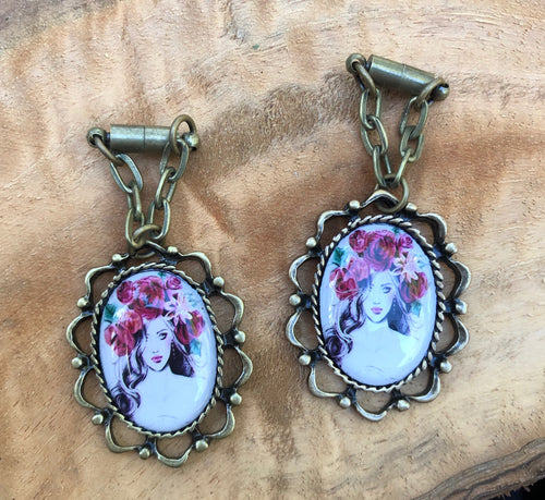 Bronze Picture Magnetic Clasp Gauged Earrings