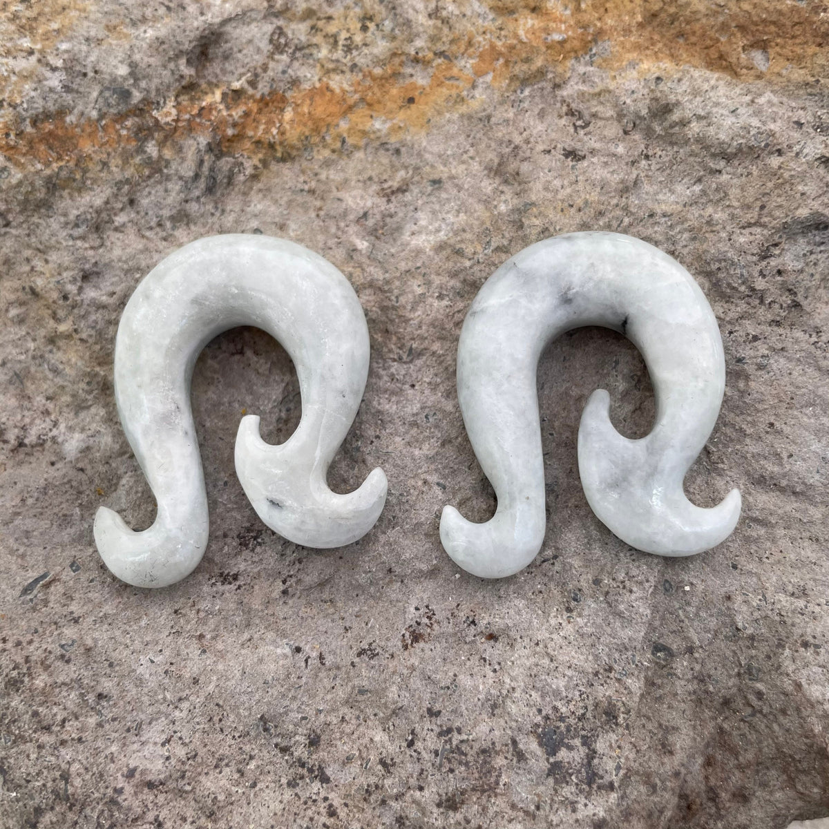 OOAK Jadeite Wave Hook Earrings – 00g (9.5mm)