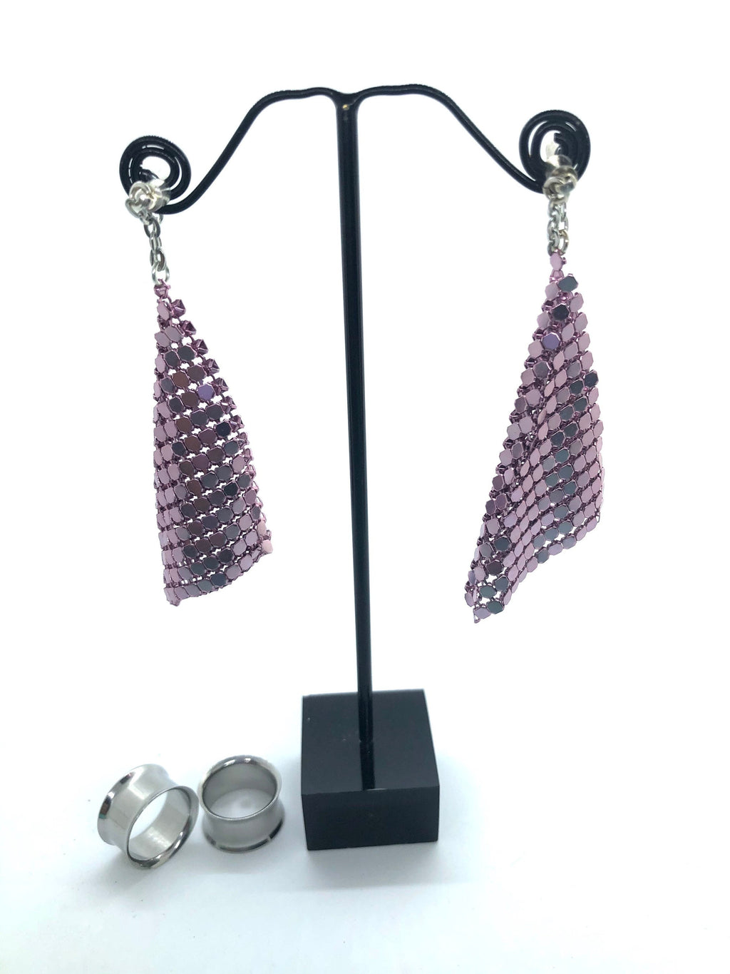 Pink Magnetic Clasp Gauged Earrings – Tunnel Hangers