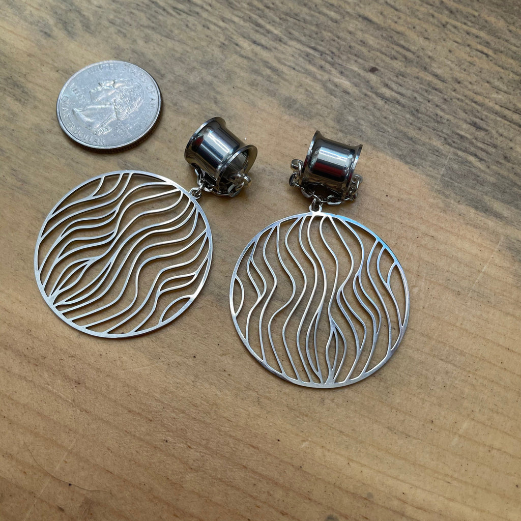 Laser-Etched Magnetic Clasp Gauged Earrings