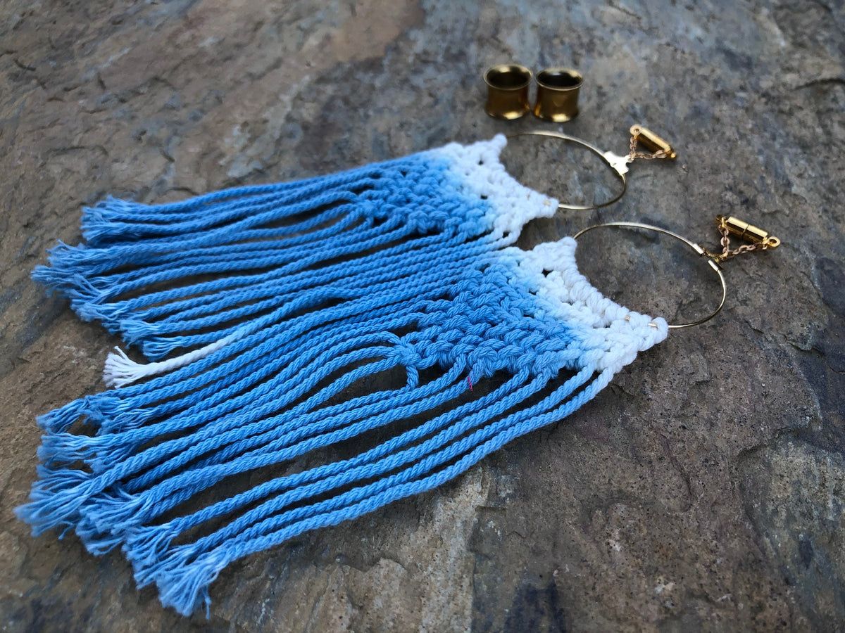 Blue & White Ombré Macramé Magnetic Clasp Earrings