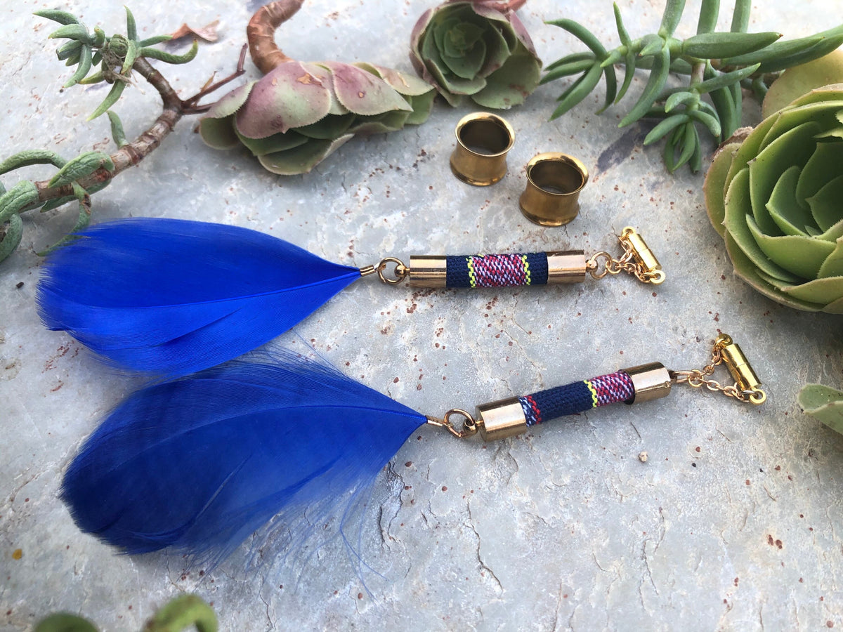 Feather & Woven Fabric Magnetic Clasp Gauged Earrings