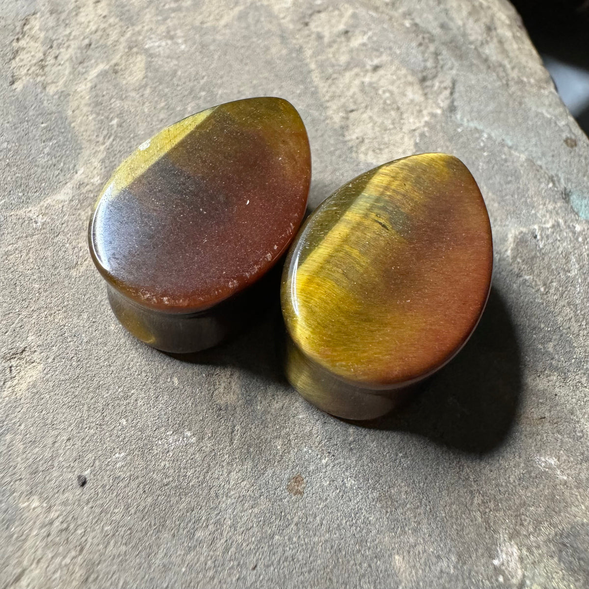 OOAK Tiger’s Eye Teardrop Plugs – 7/8" (22mm)