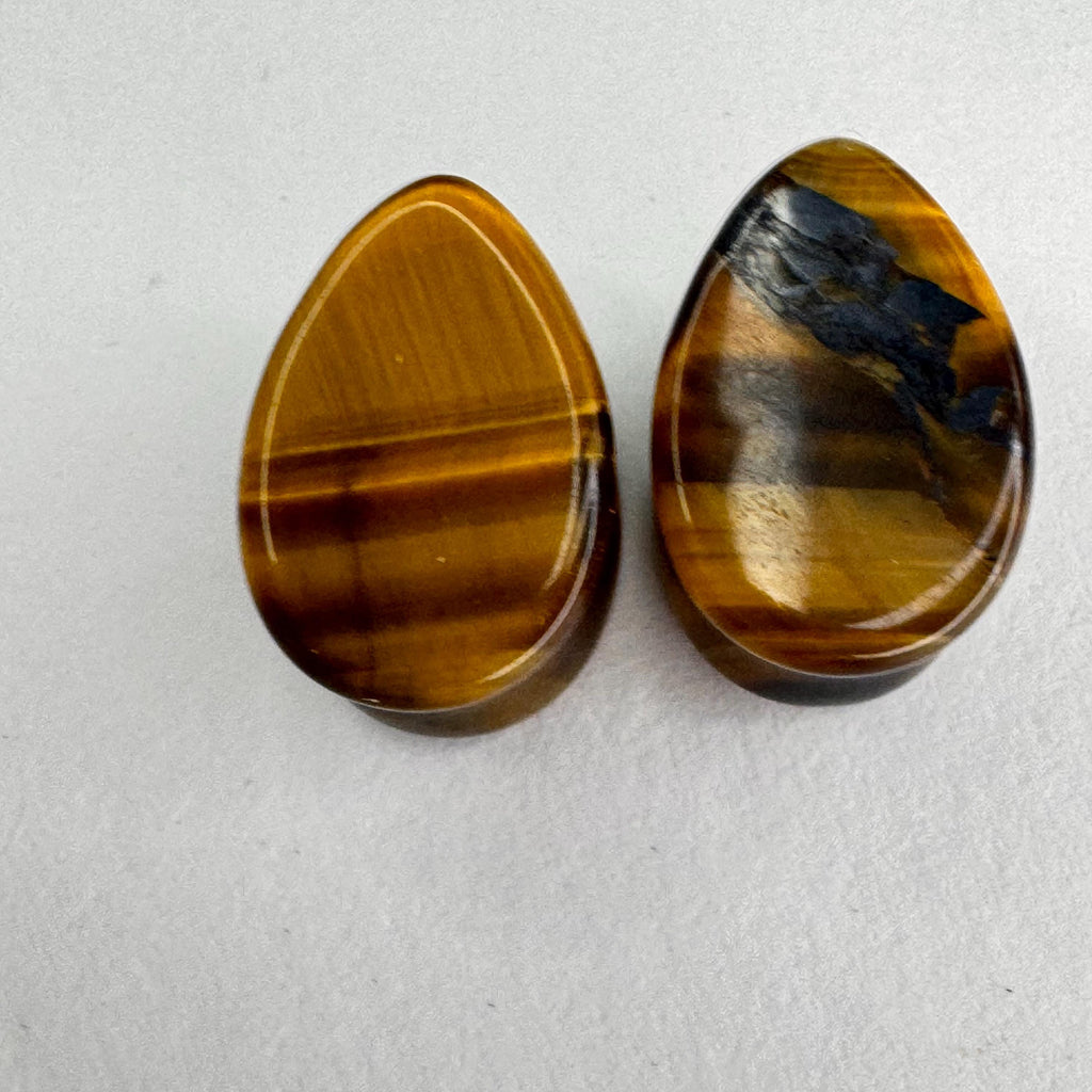 OOAK Tiger’s Eye Teardrop Plugs – 7/16" (11mm)