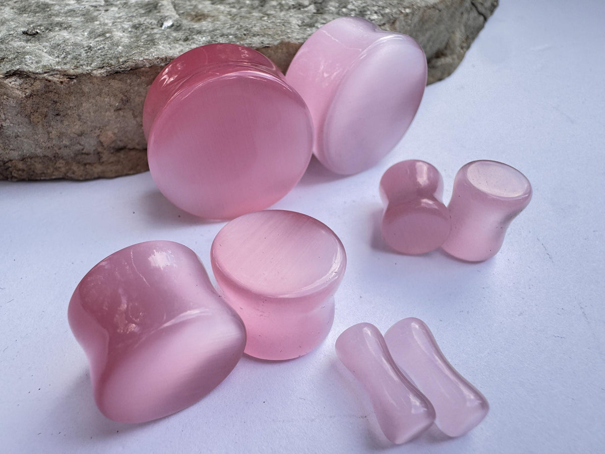 Light Pink Cat's Eye Plugs – Double Flared Glass Gauges