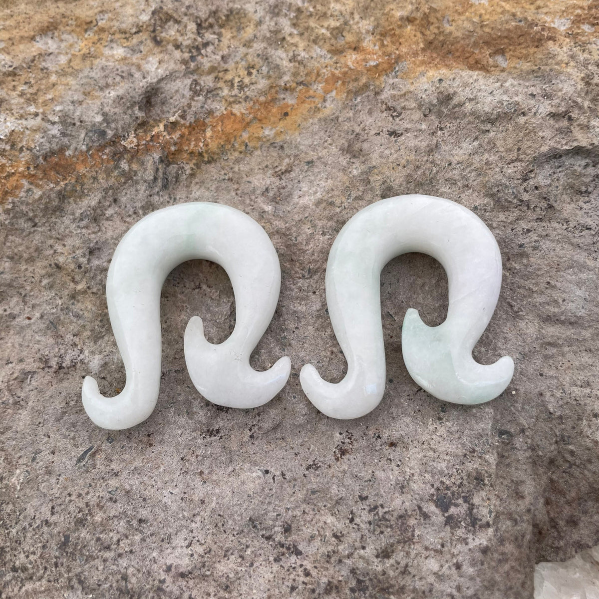 OOAK Jadeite Wave Hook Earrings – 00g (9.5mm)