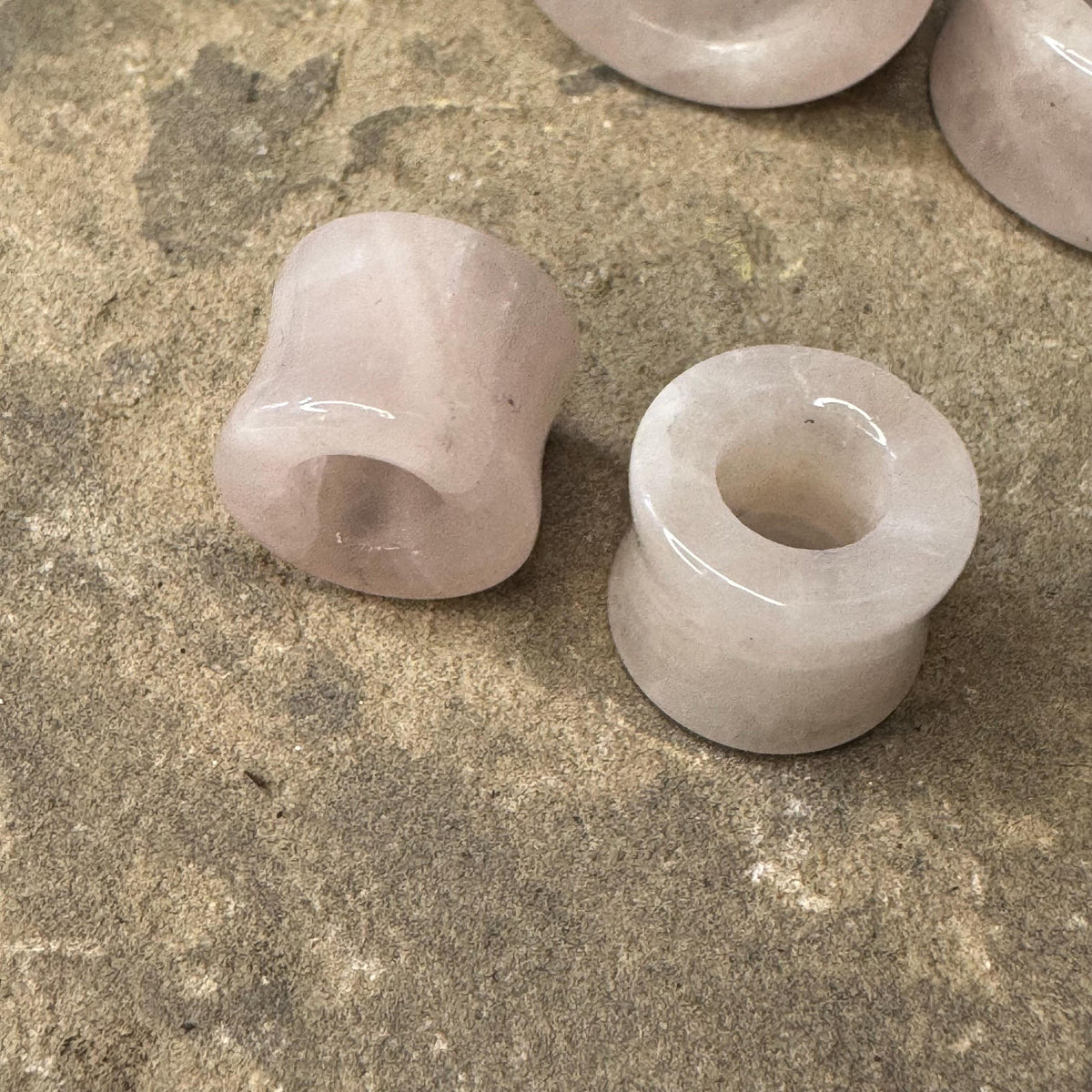 Rose Quartz Stone Tunnels – Double Flared Pink Gauges