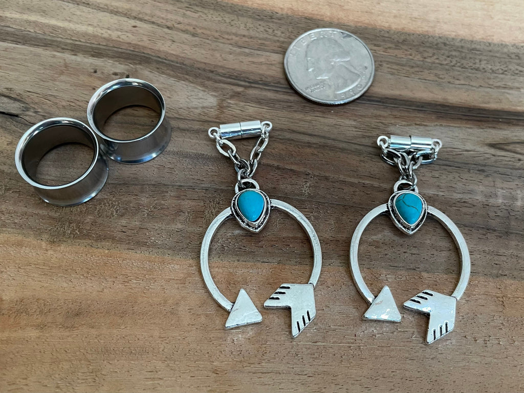 Turquoise Circular Arrow Magnetic Clasp Gauged Earrings