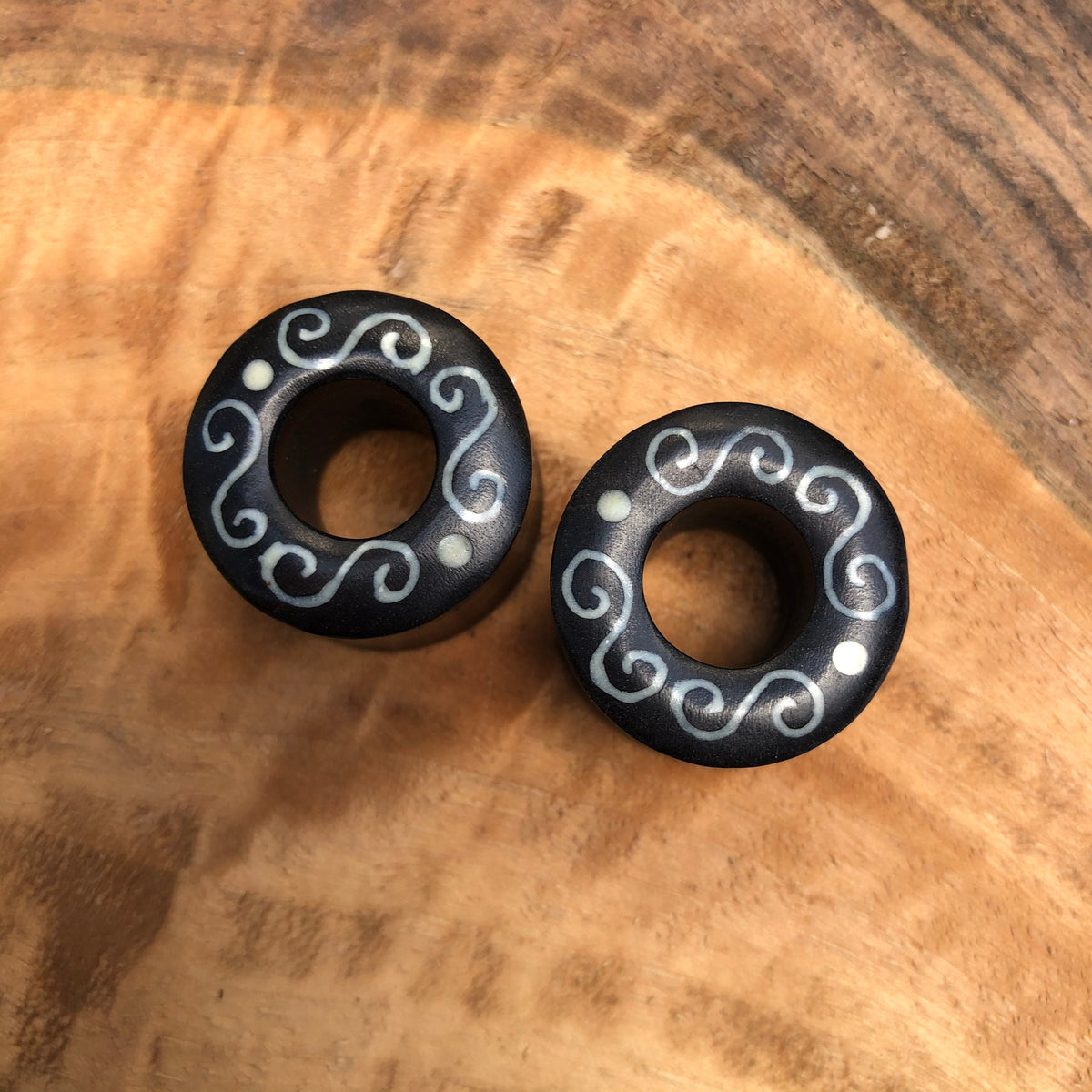Ebony Wood Tribal Inlay Eyelets – Double Flared Tunnels