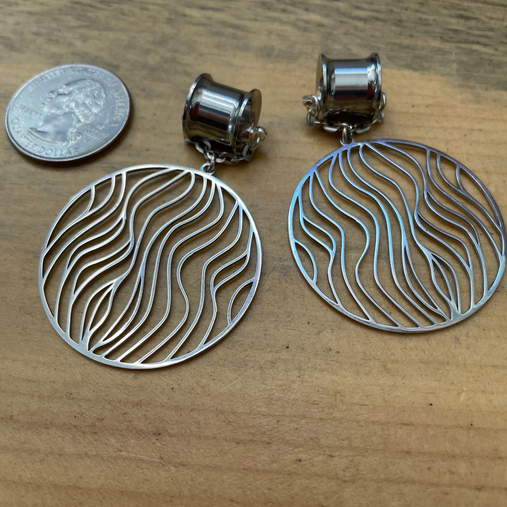 Laser-Etched Magnetic Clasp Gauged Earrings
