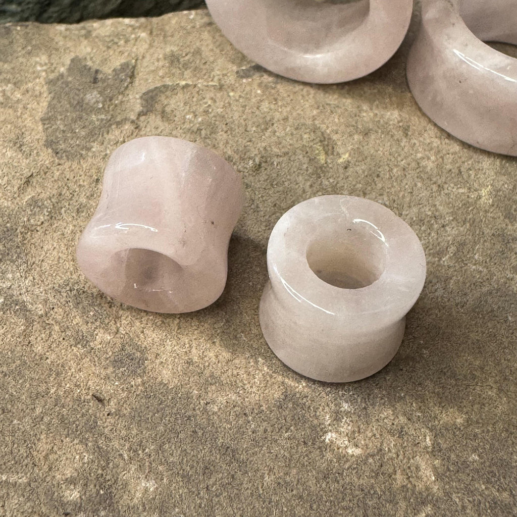 Rose Quartz Stone Tunnels – Double Flared Pink Gauges