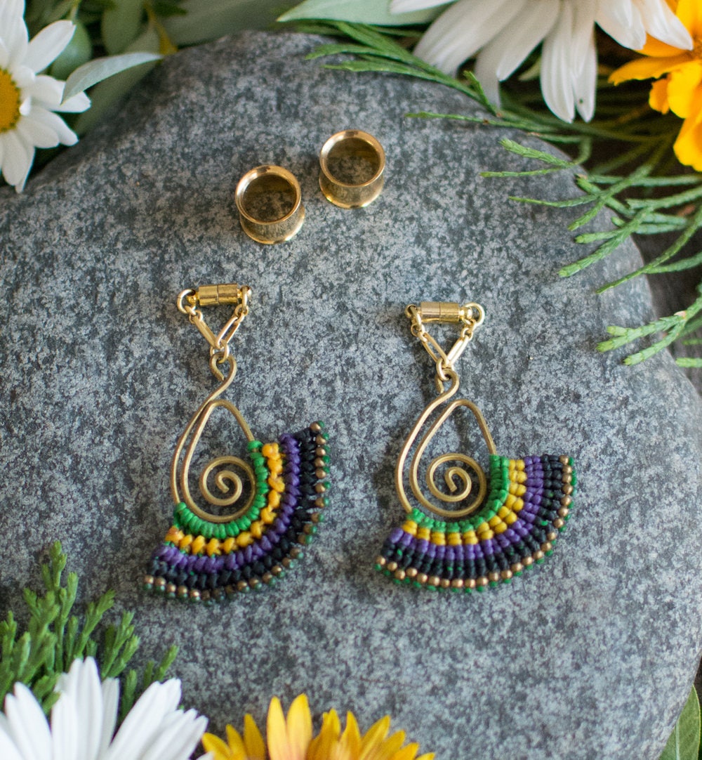 String-Wrapped Macramé Magnetic Clasp Earrings
