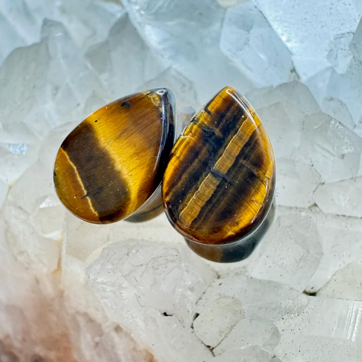 OOAK Tiger’s Eye Teardrop Plugs – 0g (8mm)